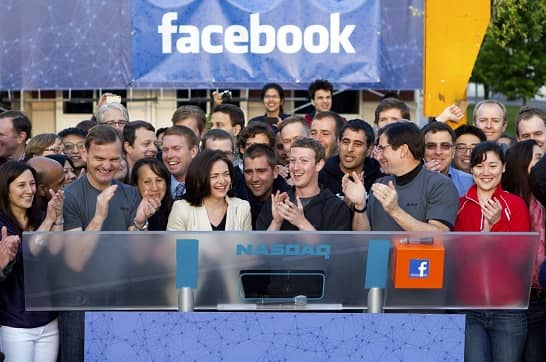 Oferta pública inicial de Facebook en 2012