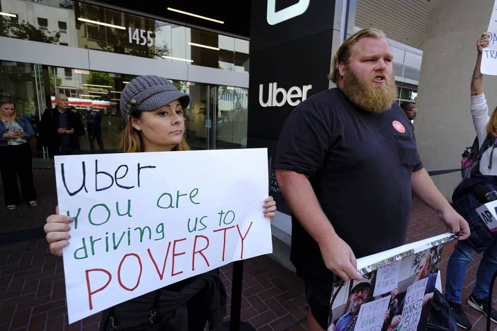 Conductores de Uber protestan en una de las sedes de la compañía en Estados Unidos 